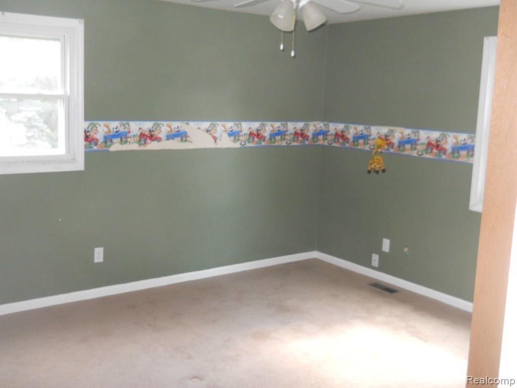 17557 Wayne Road Livonia, MI 48152 - Photo 12 of 20 bedroom 4.jpg