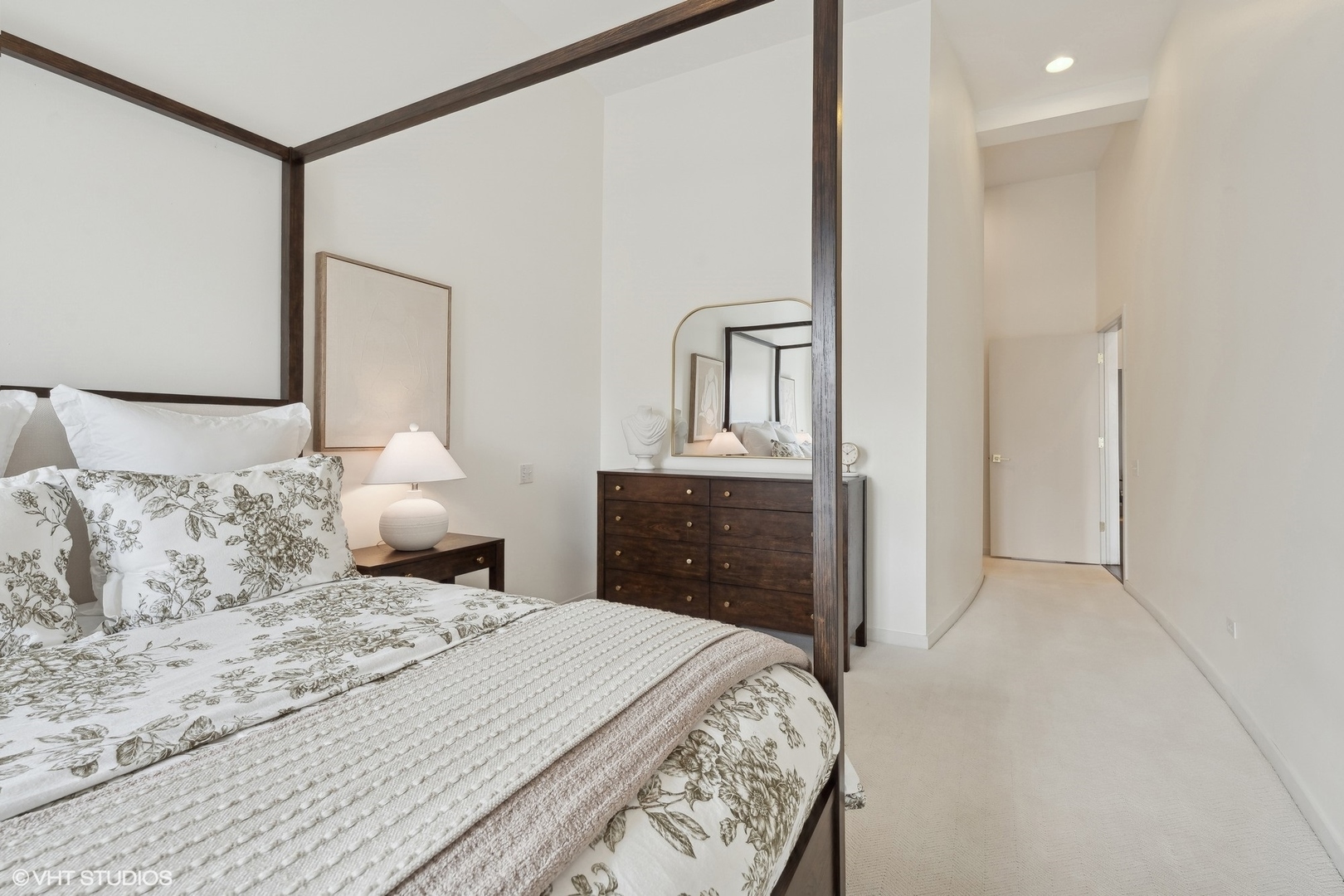 1616 West Montrose Avenue, Unit 3E Chicago, IL 60640 - Photo 11 of 23