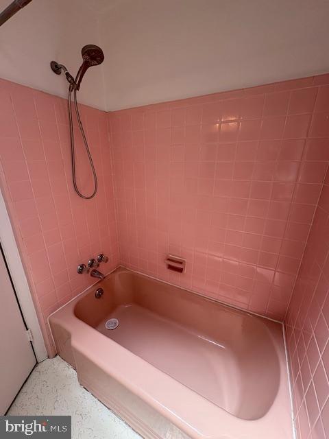 587 Wanamaker Road Jenkintown, PA 19046 - Photo 15 of 22
