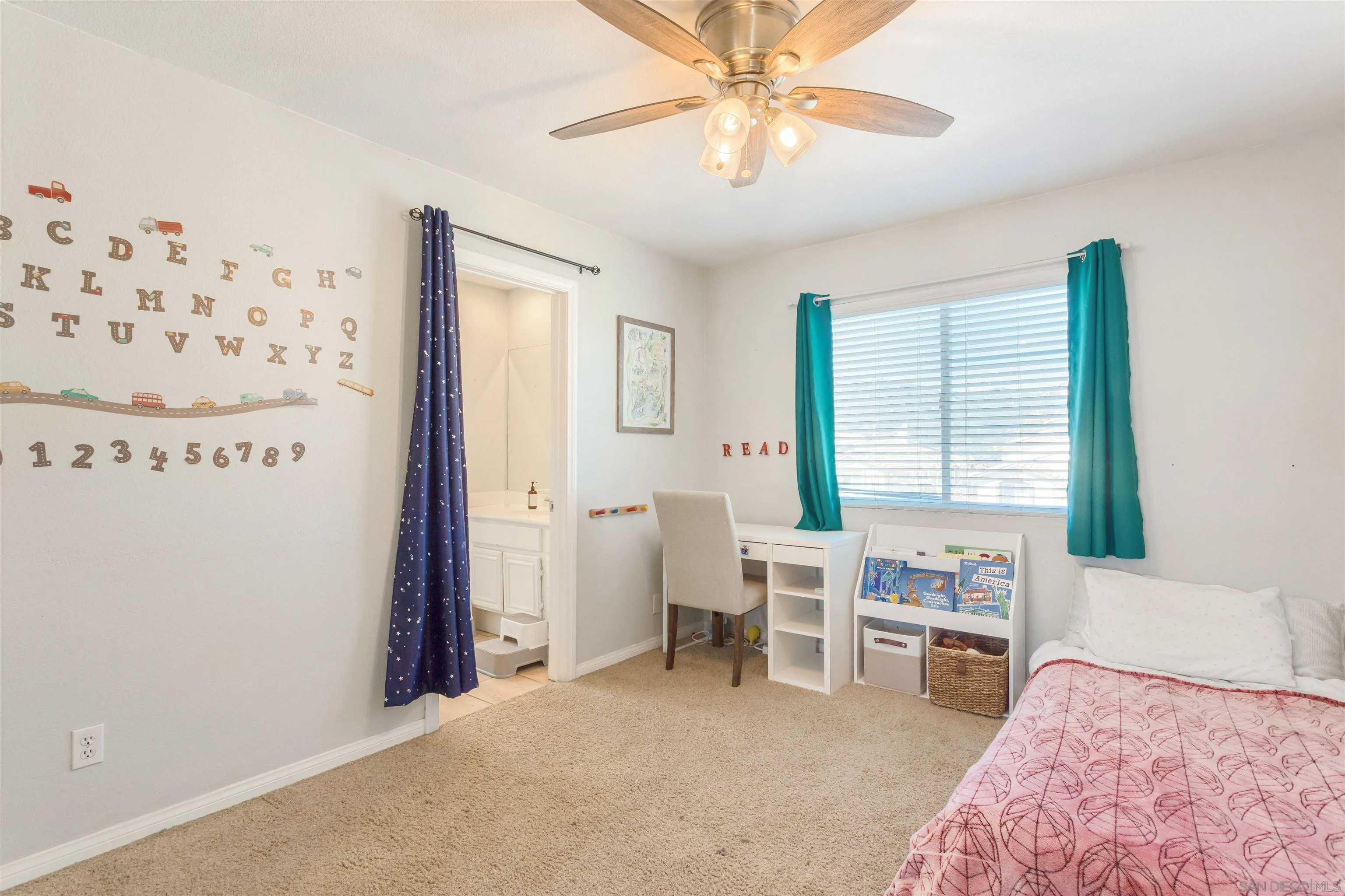 45948 Via La Colorada Temecula, CA 92592 - Photo 20 of 41