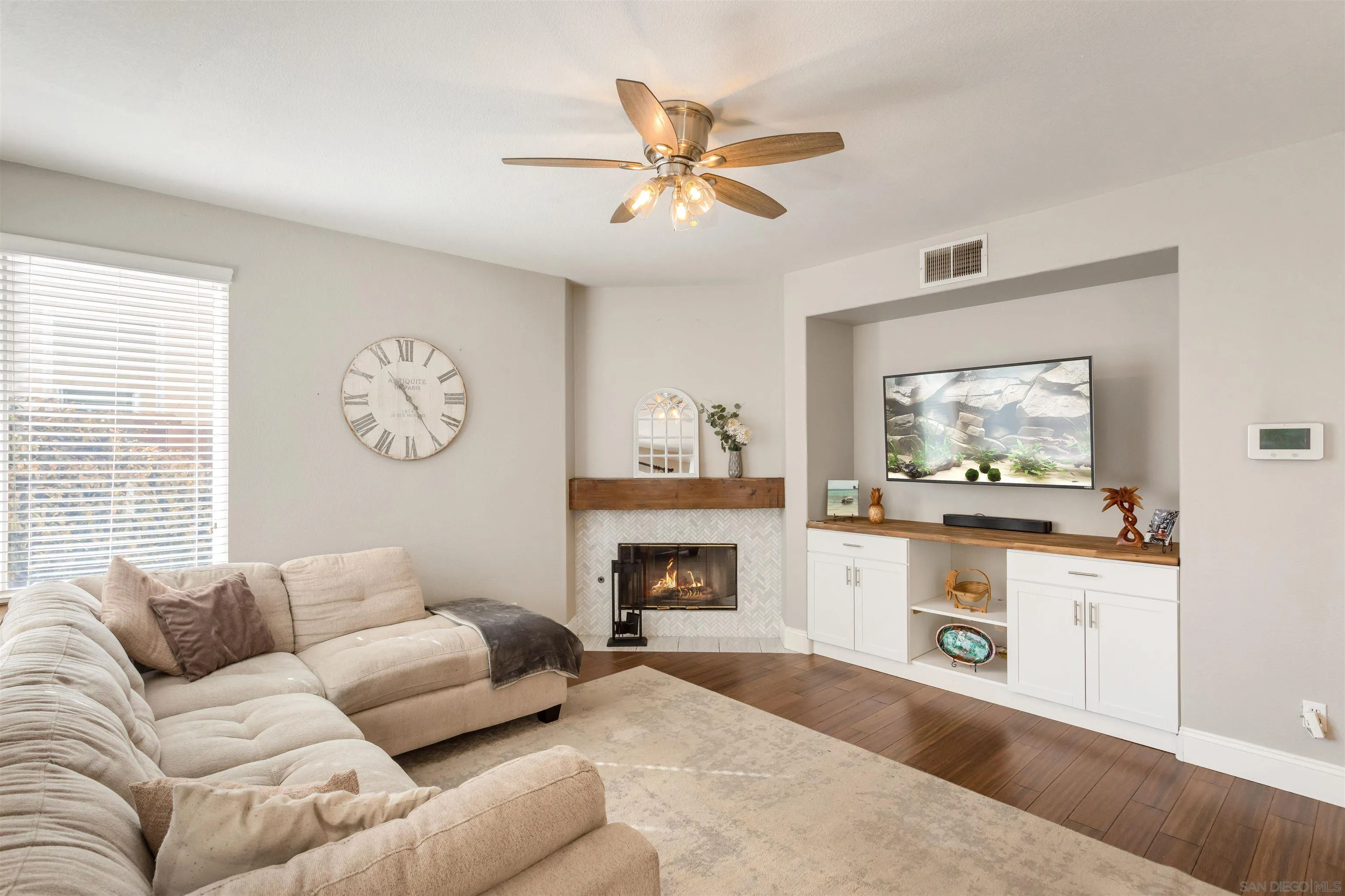 45948 Via La Colorada Temecula, CA 92592 - Photo 9 of 41