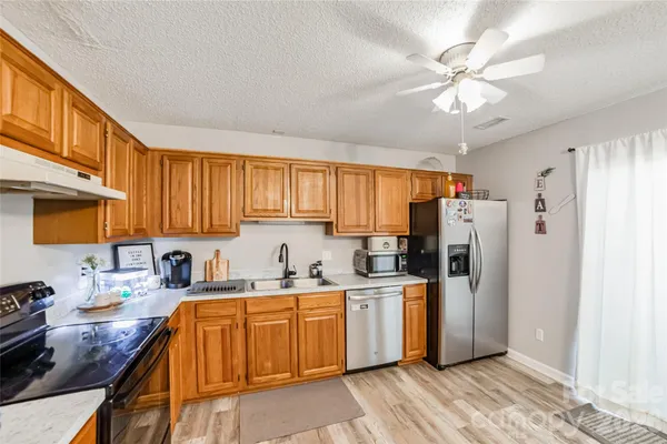 $184,900 | 1491 20th Avenue Northeast, Unit 2, Hickory, NC 28601