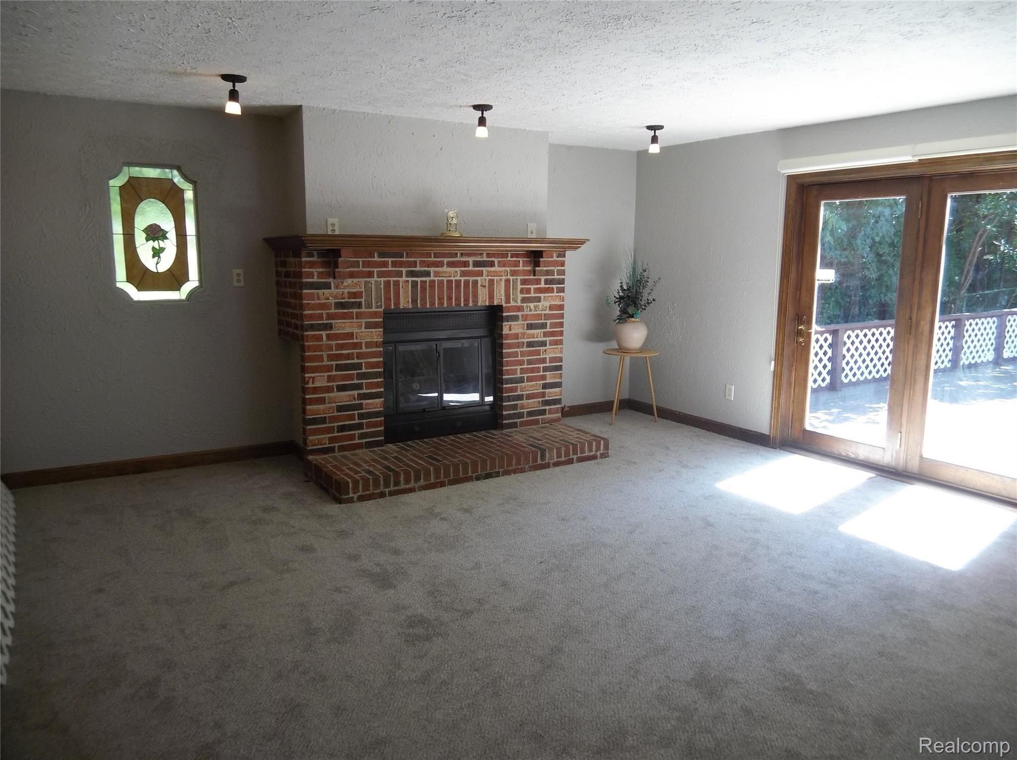 2285 Rutherford Road Bloomfield Hills, MI 48302 - Photo 4 of 8 IMG_20190829_130012910.jpg