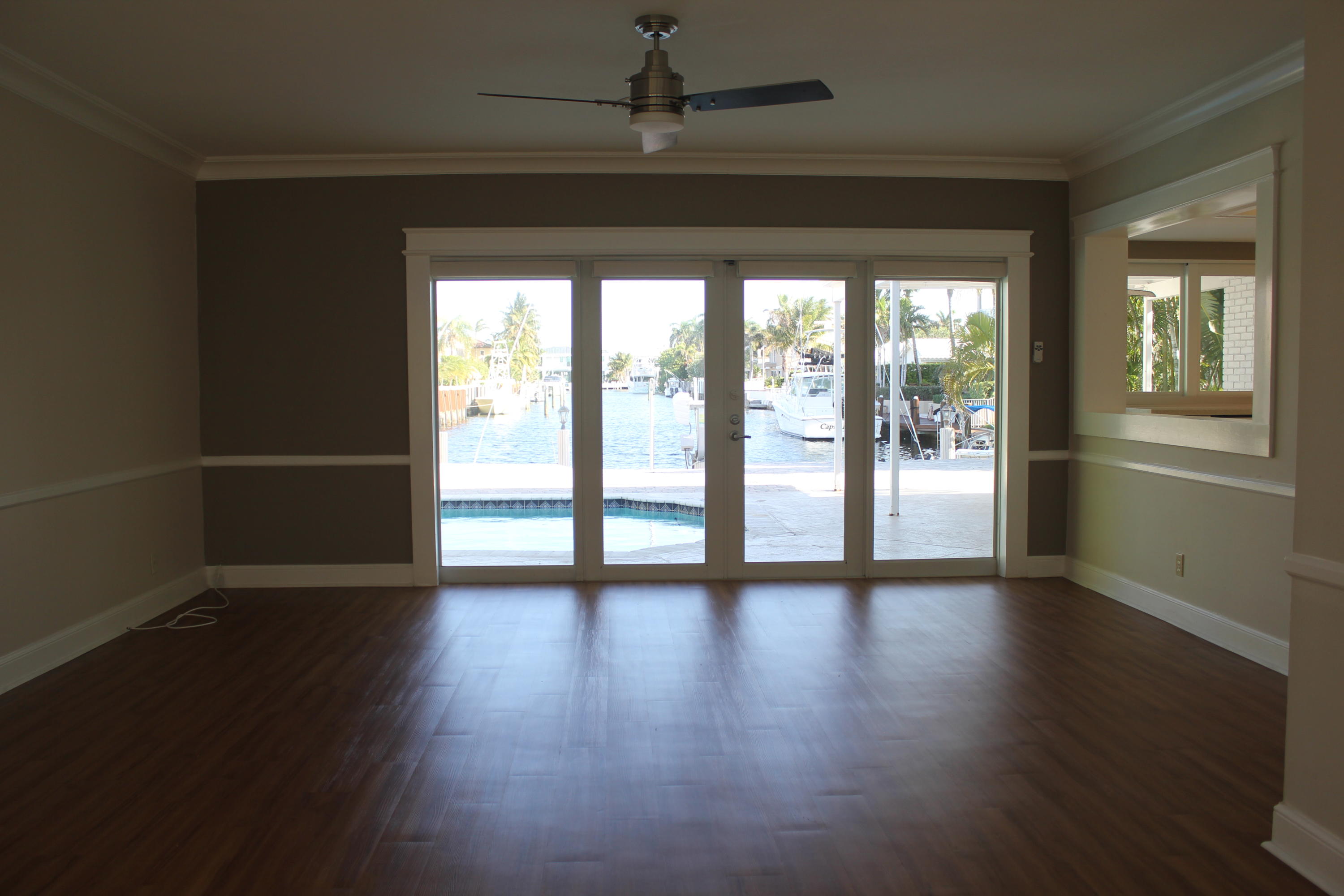 2930 Northeast 39th Street Lighthouse Point, FL 33064 - Photo 8 of 18 Living