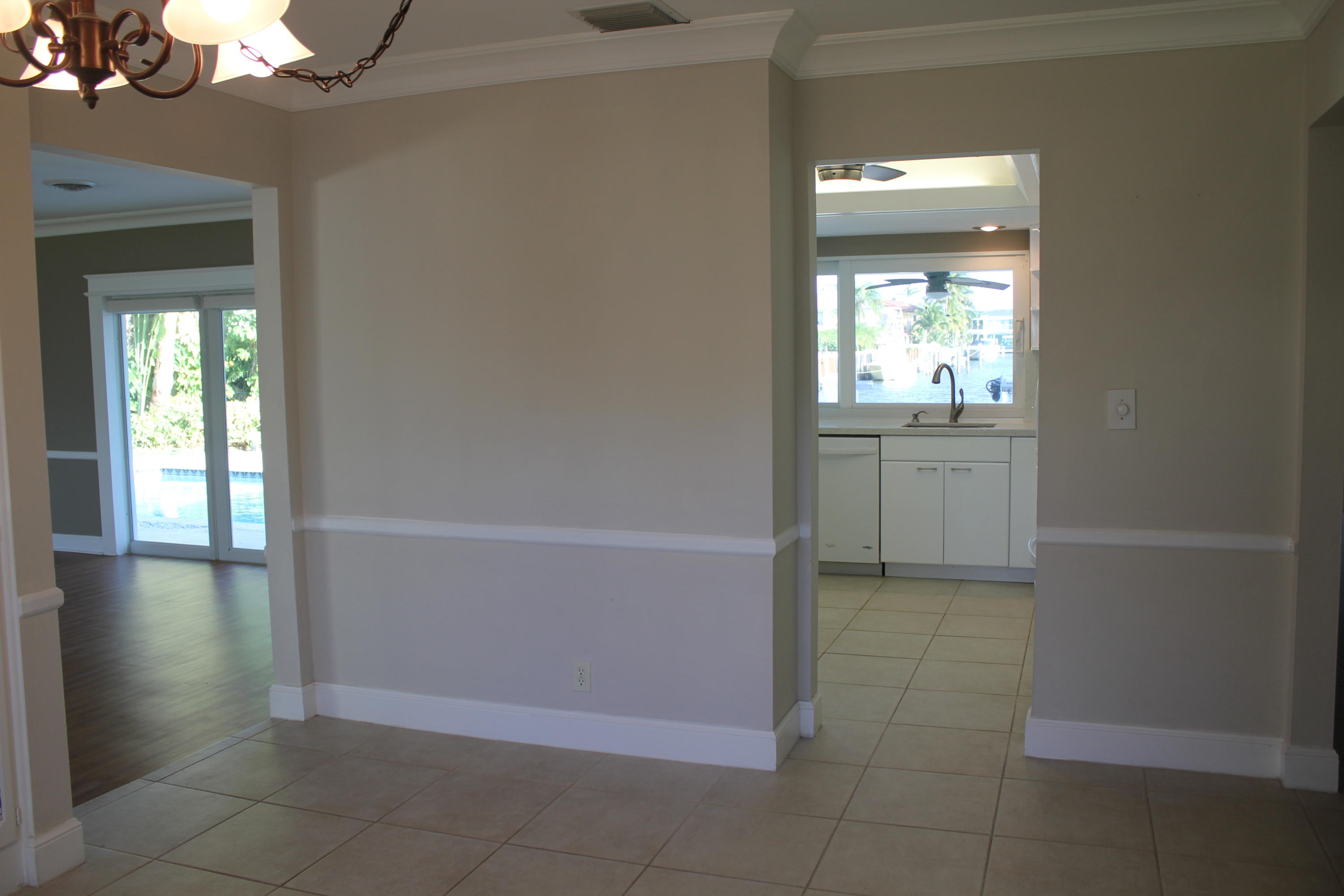 2930 Northeast 39th Street Lighthouse Point, FL 33064 - Photo 10 of 18 Dining