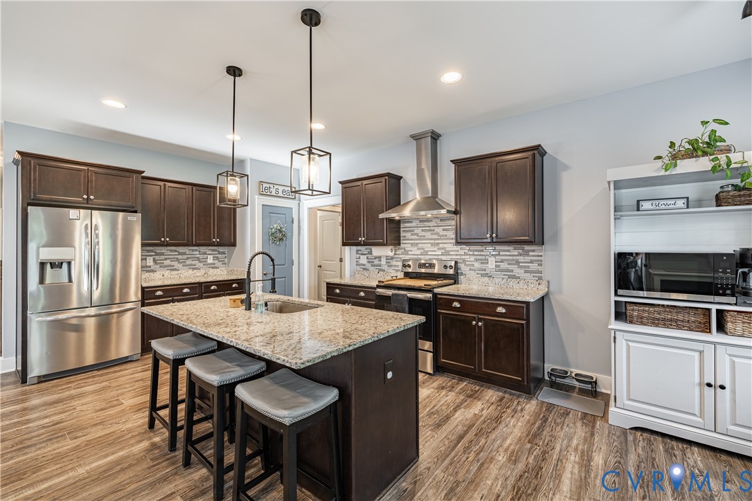 1471 Yakima Road Quinton, VA 23141 - Photo 12 of 39 Kitchen with appliances with stainless steel finis