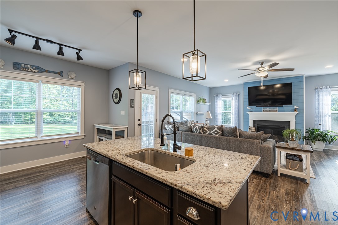 1471 Yakima Road Quinton, VA 23141 - Photo 16 of 39 Kitchen featuring dark wood finished floors, a fir