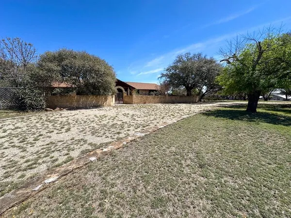 $475,000 | 203 Cave Spring Drive West, Ingram, TX 78025