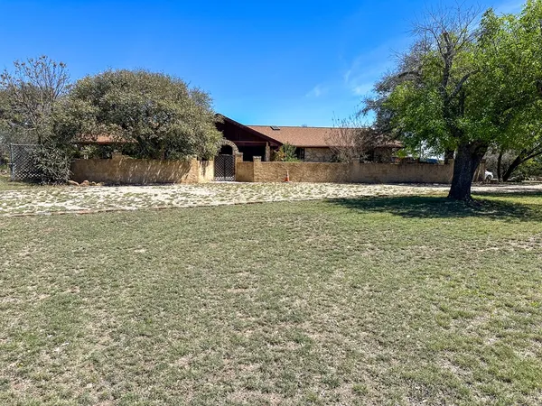 $475,000 | 203 Cave Spring Drive West, Ingram, TX 78025