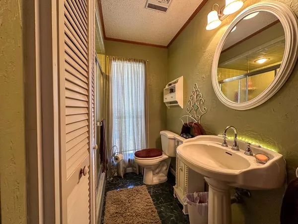 $475,000 | 203 Cave Spring Drive West, Ingram, TX 78025