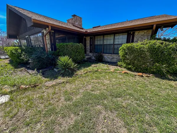 $475,000 | 203 Cave Spring Drive West, Ingram, TX 78025