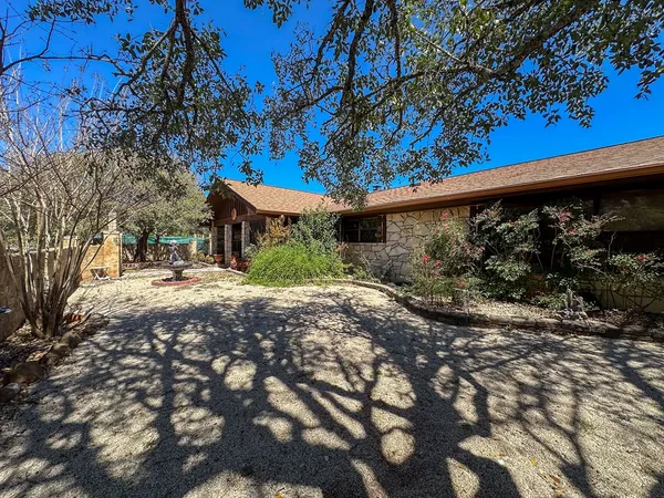 $475,000 | 203 Cave Spring Drive West, Ingram, TX 78025