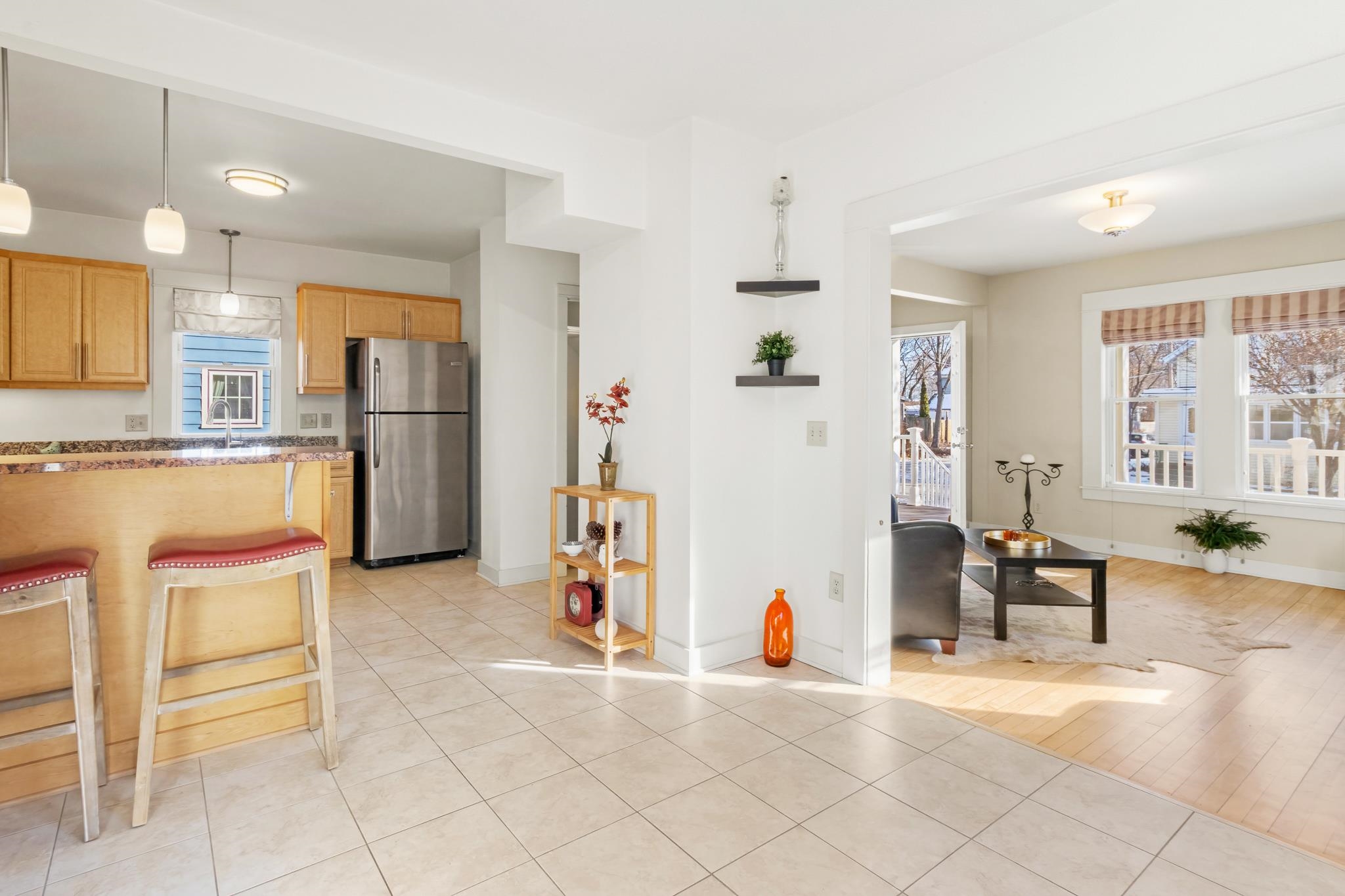 936 O'Sheridan Street Madison, WI 53715 - Photo 4 of 68