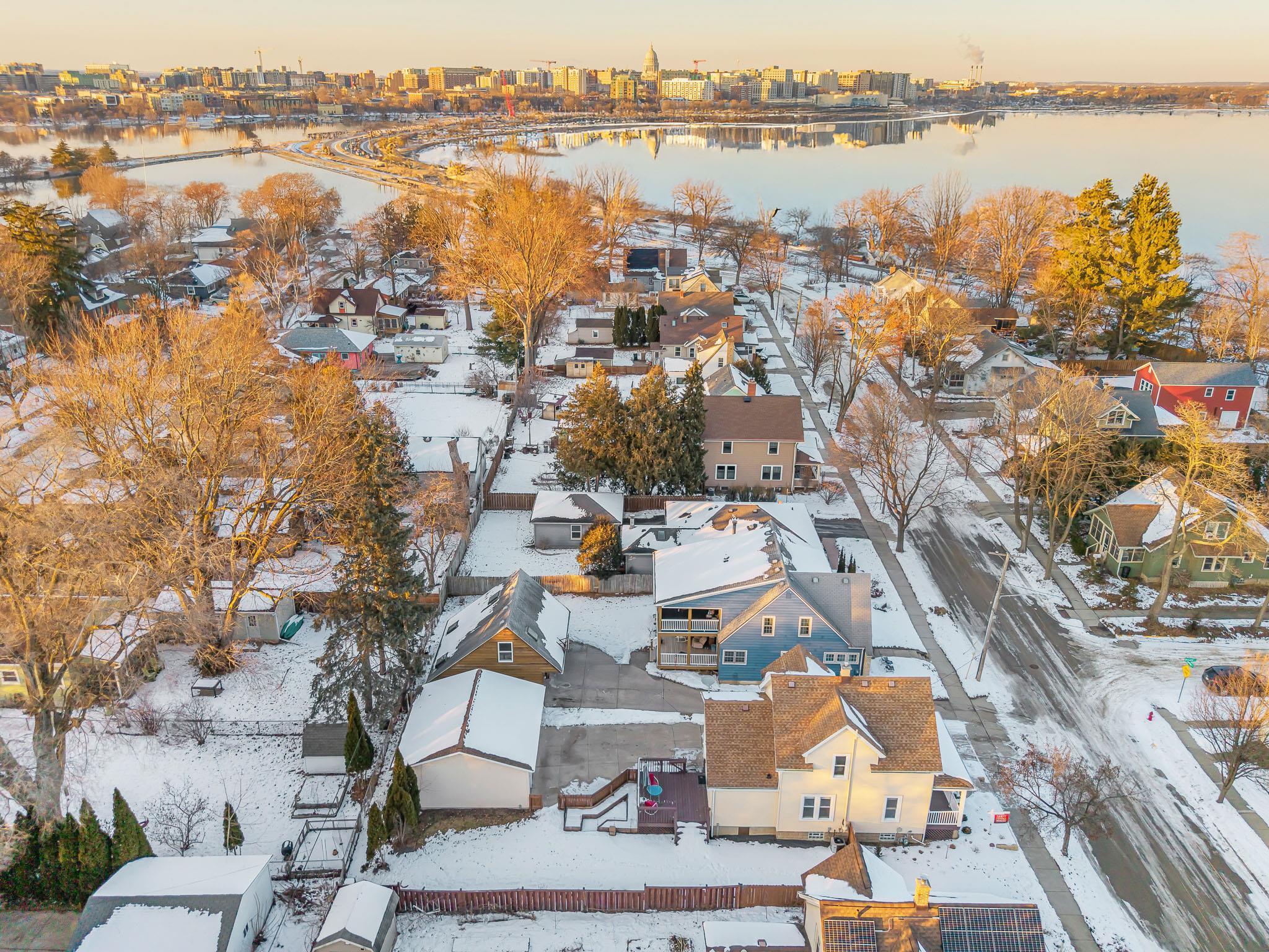 936 O'Sheridan Street Madison, WI 53715 - Photo 8 of 68