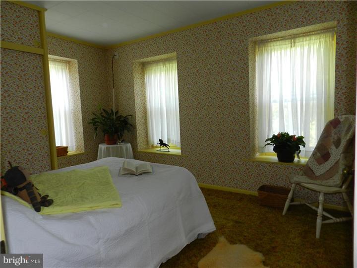 1875 Morgantown Road Shillington, PA 19607 - Photo 23 of 25 Gallery Image 23