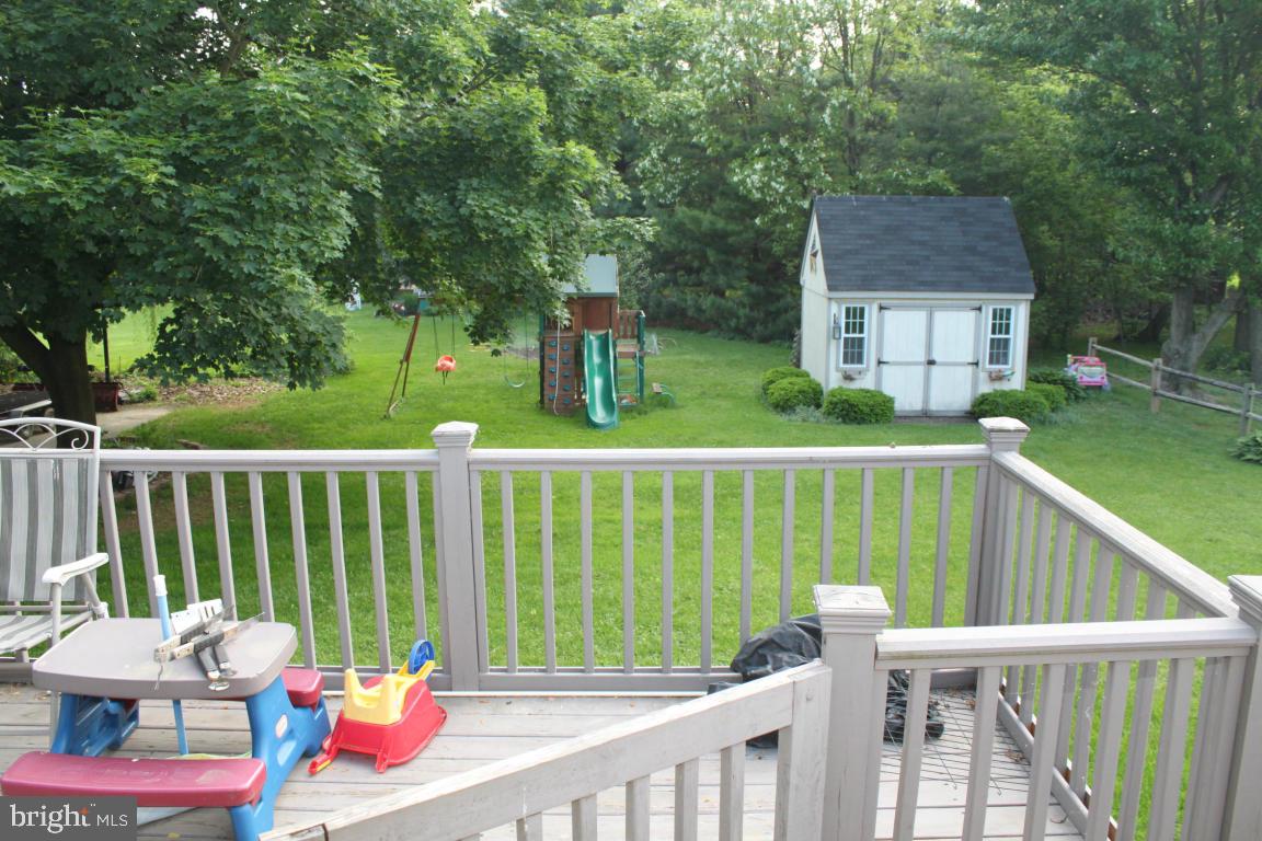 90 Eastbrook Road Ronks, PA 17572 - Photo 7 of 11 Gallery Image 7