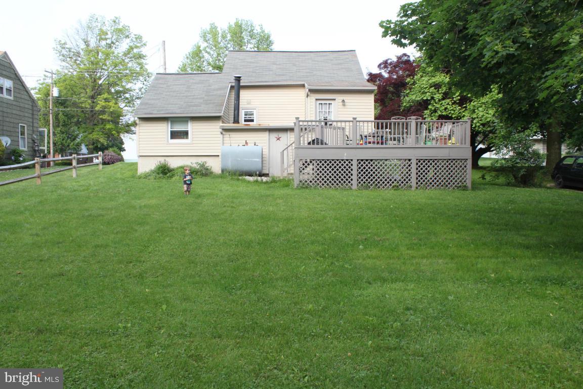 90 Eastbrook Road Ronks, PA 17572 - Photo 8 of 11 Gallery Image 8