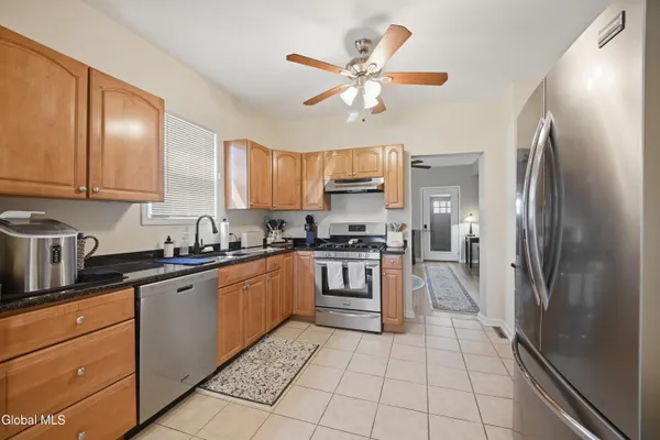 $324,900 | 39 Boght Road, Watervliet, NY 12189