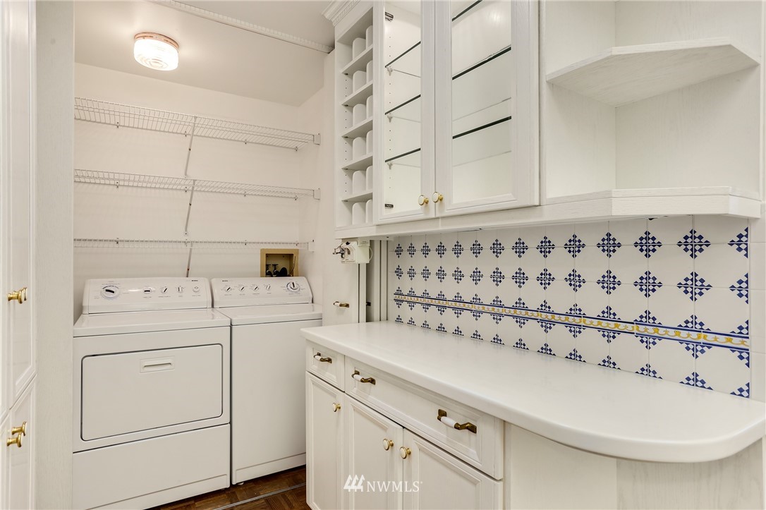 8436 Tillicum Road Southwest Seattle, WA 98136 - Photo 14 of 25