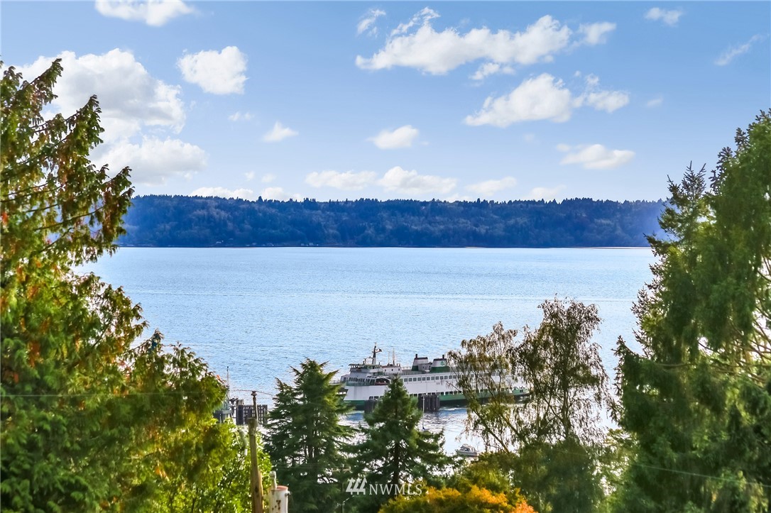 8436 Tillicum Road Southwest Seattle, WA 98136 - Photo 8 of 25