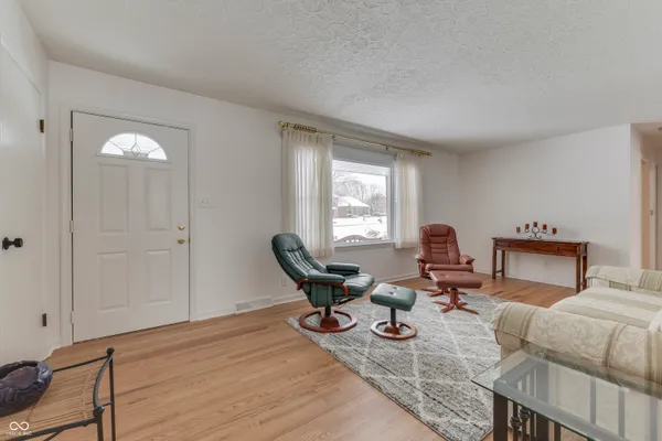 $250,000 | 4555 Blackstone Drive, Indianapolis, IN 46237