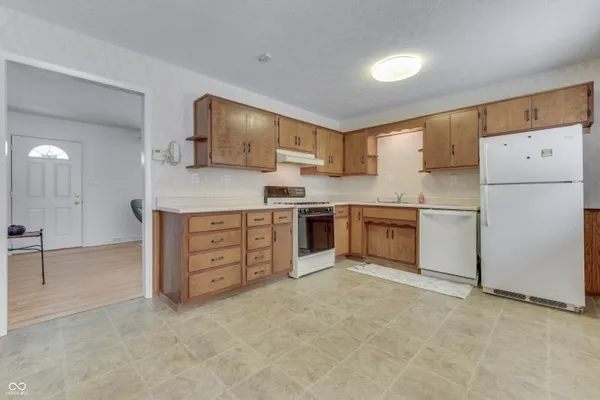 $250,000 | 4555 Blackstone Drive, Indianapolis, IN 46237