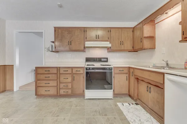 $250,000 | 4555 Blackstone Drive, Indianapolis, IN 46237