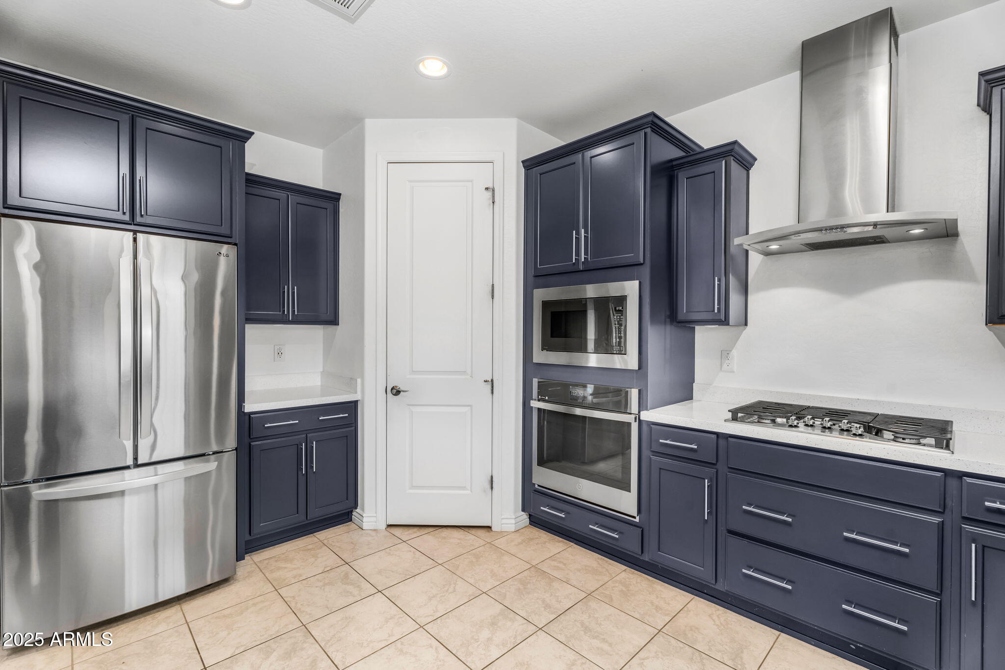 10425 East Corbin Avenue Mesa, AZ 85212 - Photo 5 of 57 13-web-or-mls-Corbin-13