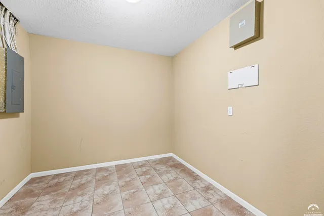 $250,000 | 5245 Overland Drive, Unit C12, Lawrence, KS 66012