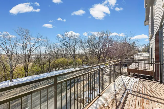 $250,000 | 5245 Overland Drive, Unit C12, Lawrence, KS 66012