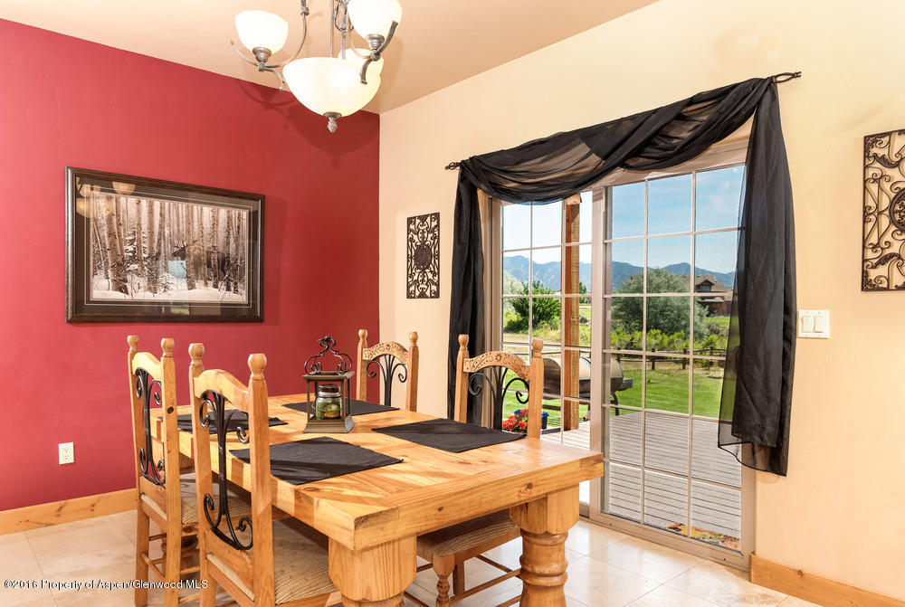 80 North Meadow Drive Rifle, CO 81650 - Photo 7 of 28 dining area