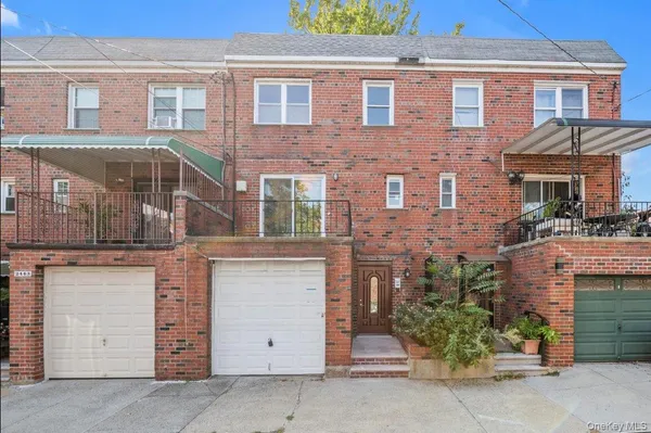 $799,000 | 2445 Lurting Avenue | Bronxwood