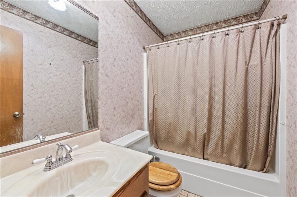 2805 Bridle Path Southeast Conyers, GA 30094 - Photo 15 of 18