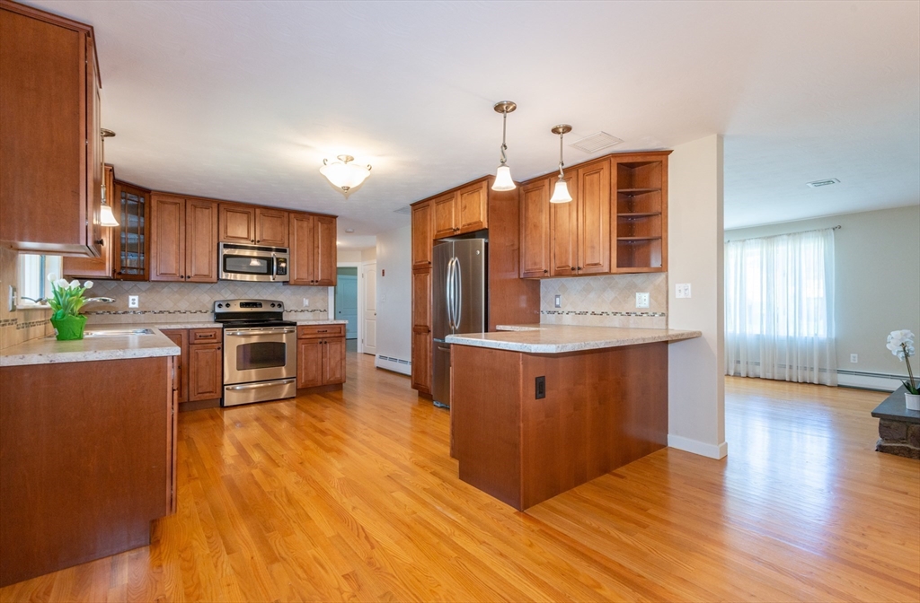 58 Range Heights Road Lynn, MA 01904 - Photo 12 of 40 Gallery Image 12