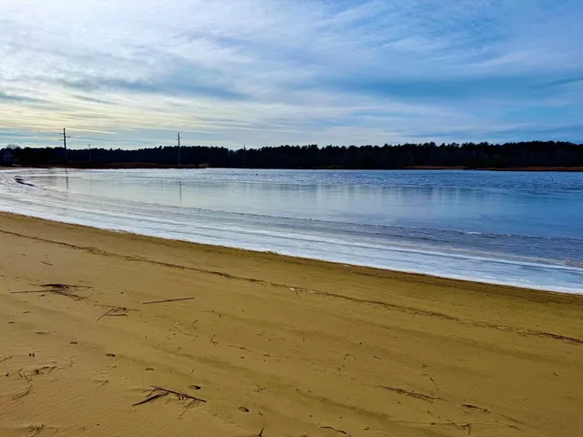 $424,900 | 4 Roosevelt Street, Wareham, MA 02571