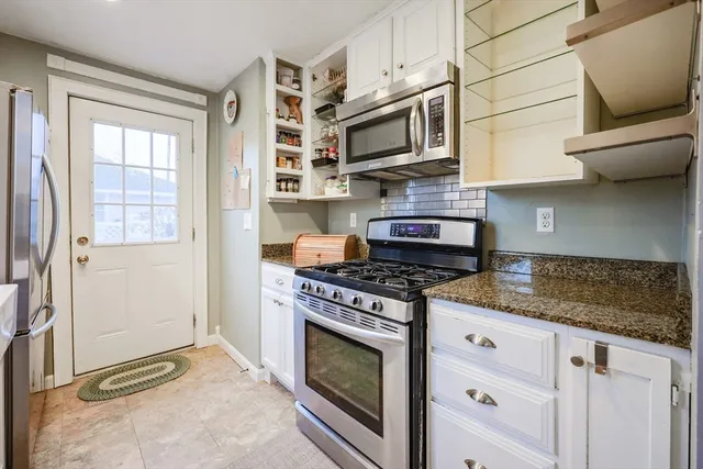 $424,900 | 4 Roosevelt Street, Wareham, MA 02571