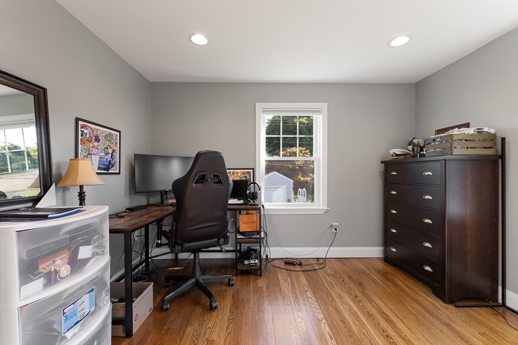 32 Montclair Road Haverhill, MA 01830 - Photo 19 of 39 Gallery Image 19