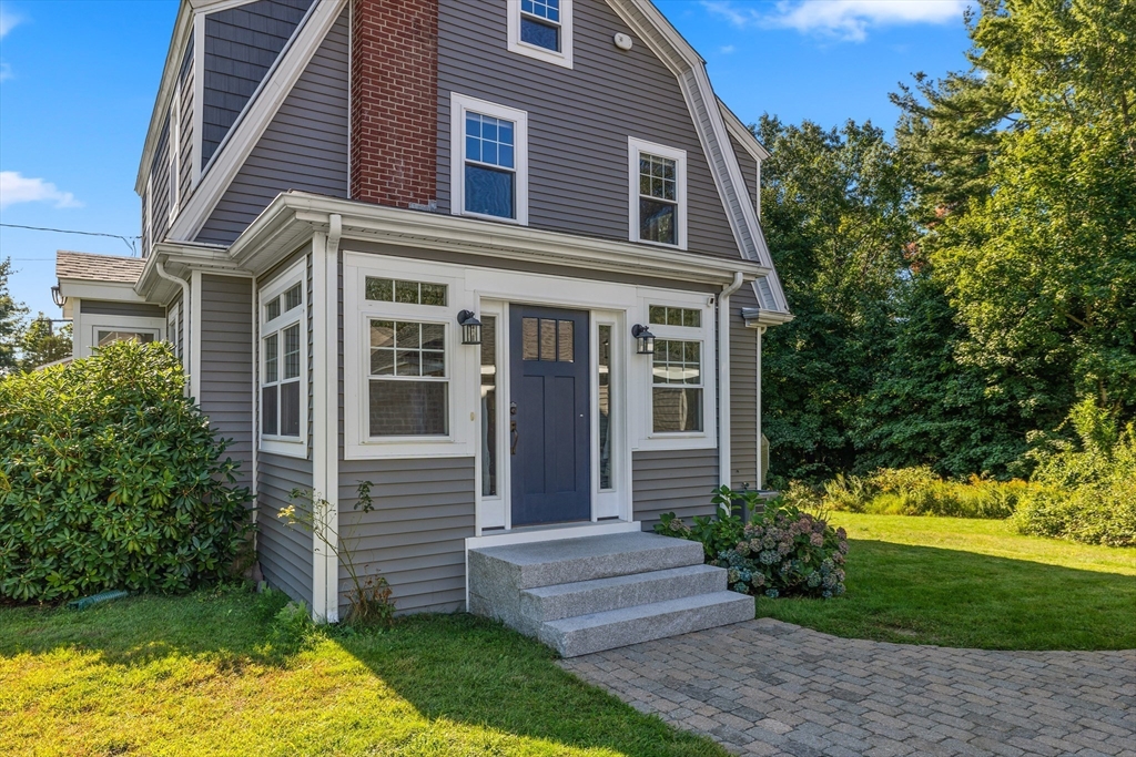 32 Montclair Road Haverhill, MA 01830 - Photo 3 of 39 Gallery Image 3