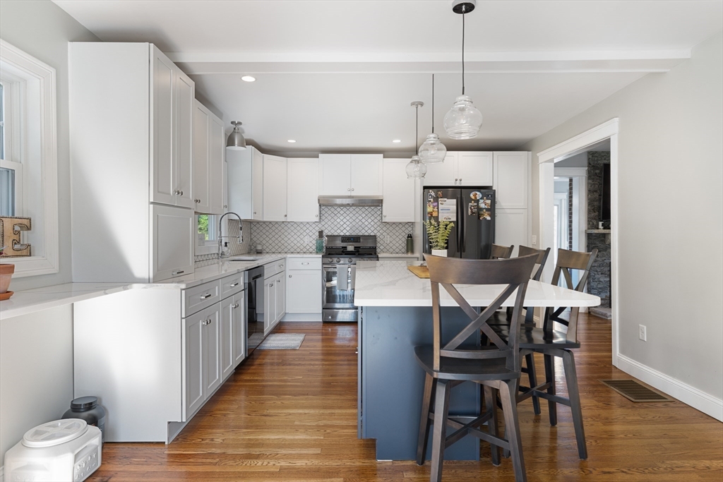 32 Montclair Road Haverhill, MA 01830 - Photo 6 of 39 Gallery Image 6