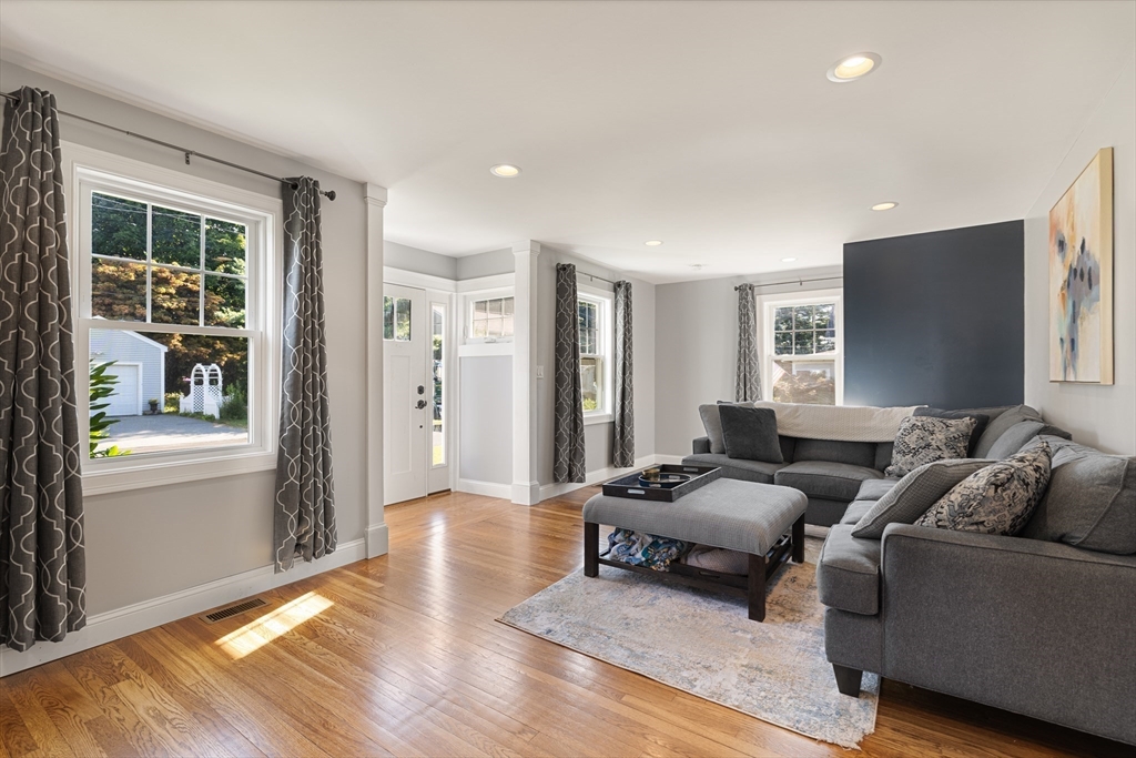 32 Montclair Road Haverhill, MA 01830 - Photo 8 of 39 Gallery Image 8