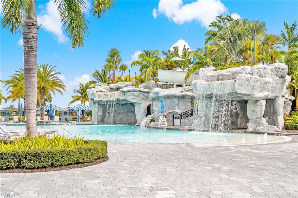 19836 Beverly Park Road Estero, FL 33928 - Photo 38 of 40 a view of a backyard