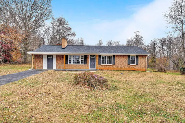 $389,000 | 1059 Fairview Drive, Big Island, VA 24526