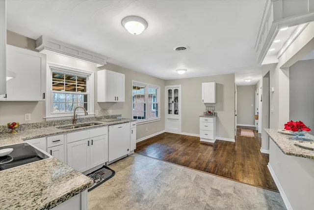 $389,000 | 1059 Fairview Drive, Big Island, VA 24526