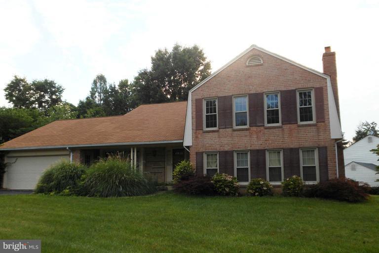 17 Thorburn Road Gaithersburg, MD 20878 - Photo 1 of 1 Exterior (Front)