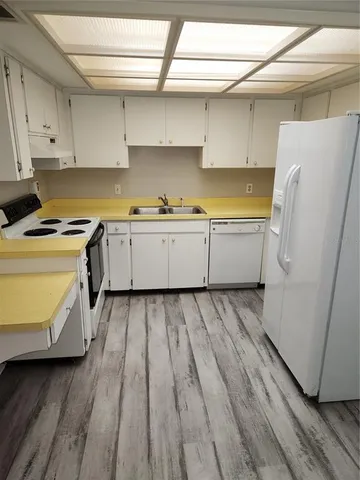 $1,700 | 906 Robinhood Court, Maitland, FL 32751