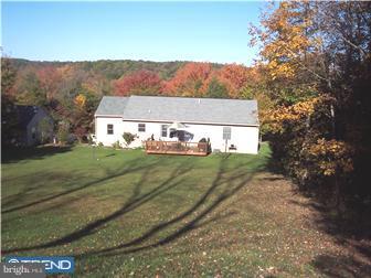 216 Clump Road Green Lane, PA 18054 - Photo 8 of 12 Gallery Image 8