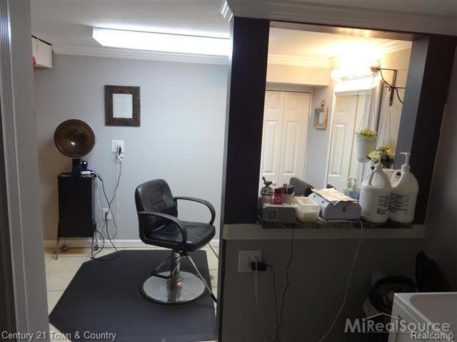 582 Curzon Road Rochester, MI 48307 - Photo 26 of 30 26.jpg