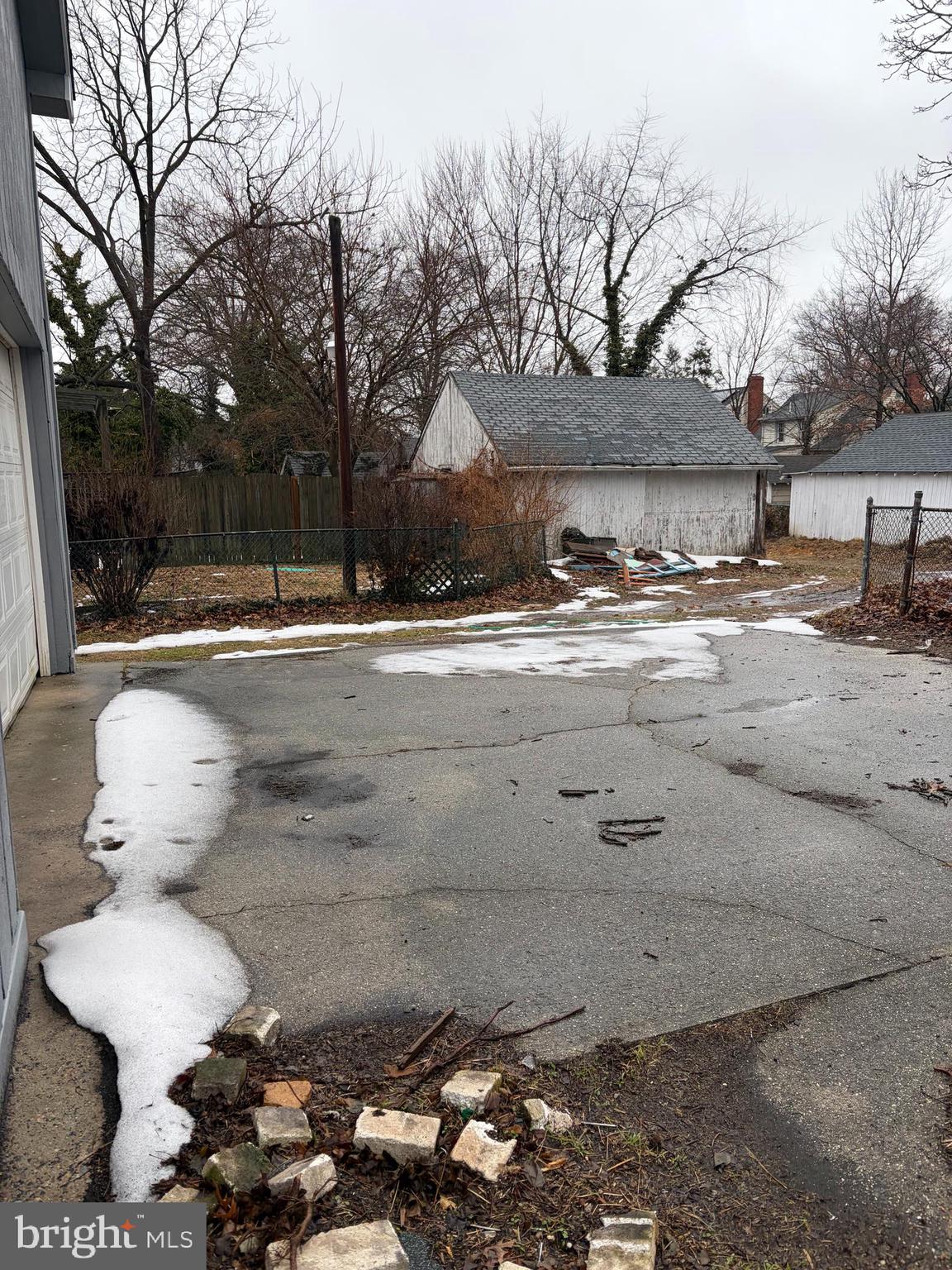 33 Johnson Street Salem, NJ 08079 - Photo 33 of 33 a view of a backyard of the house