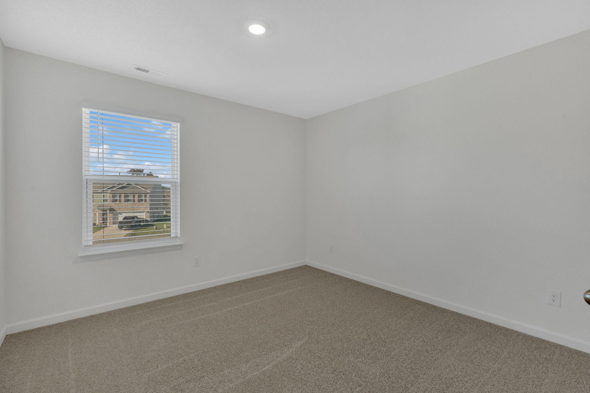 1161 Ridge Parke Kingsport, TN 37663 - Photo 12 of 15 12-web-or-mls-217A2221