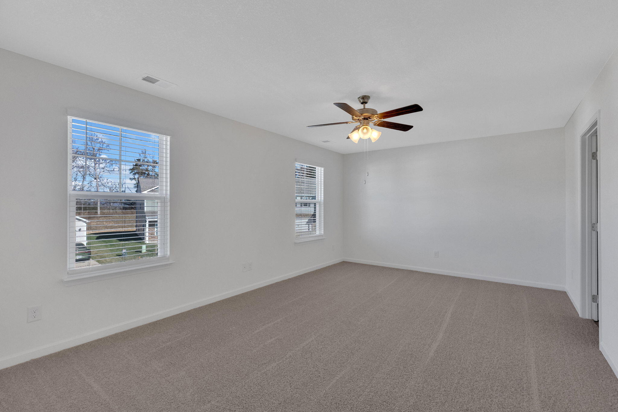 1161 Ridge Parke Kingsport, TN 37663 - Photo 8 of 15 8-web-or-mls-217A2201